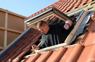 Pose de fenêtres de toit Velux à Louvil